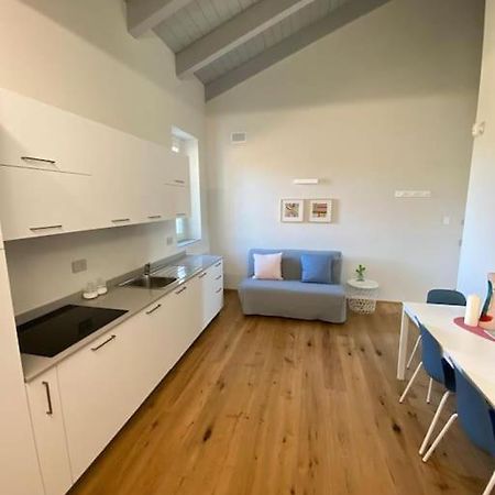 Ferienwohnung Alma I Luoghi Dell Anima Diano dʼAlba Exterior foto