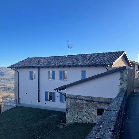Ferienwohnung Alma I Luoghi Dell Anima Diano dʼAlba Exterior foto