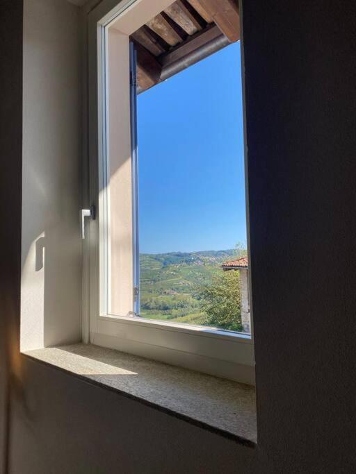 Ferienwohnung Alma I Luoghi Dell Anima Diano dʼAlba Exterior foto