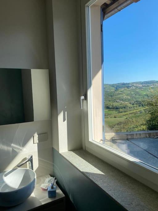 Ferienwohnung Alma I Luoghi Dell Anima Diano dʼAlba Exterior foto